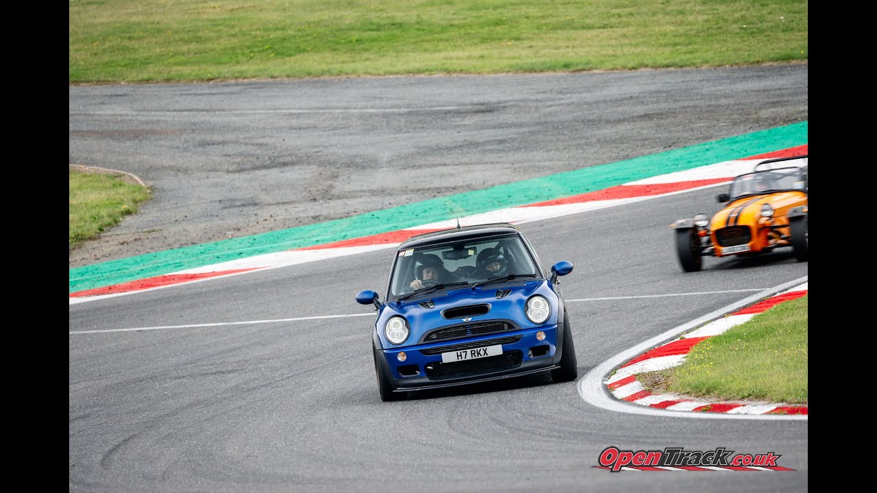 Brands Hatch GP Circuit Mini Cooper S R53 Track Day Session 1 09/09/24 ...
