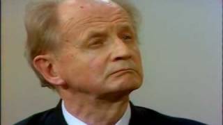 Wilhelm Kempff plays Beethoven's Moonlight Sonata mvt 1