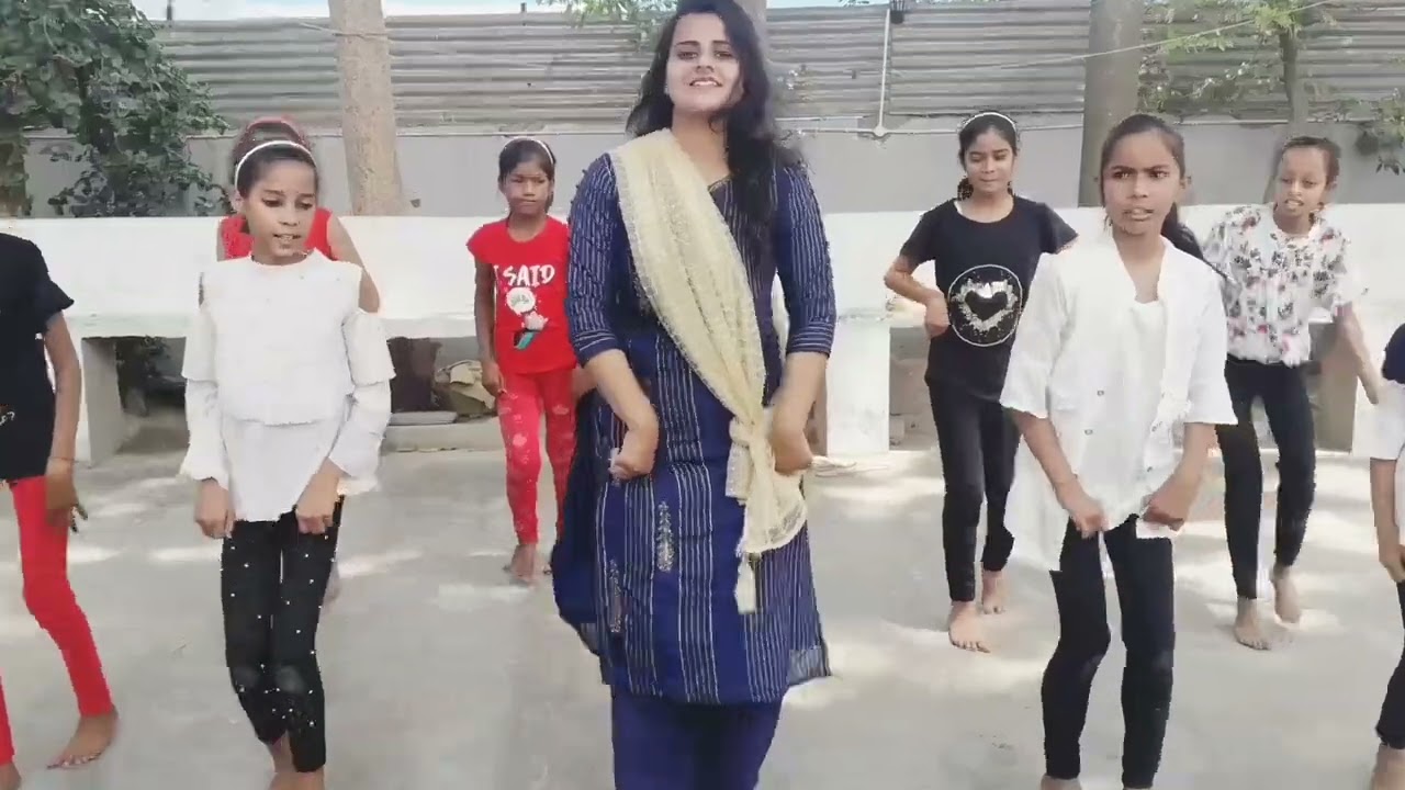 Barso re Guru  Shreya G Aishwarya R easy dance steps for kids Mohini rajput   dance  easysteps