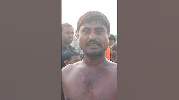 भेननपुरवा गांव के लोगों ने देखा गन्ने के खेत में घुसकर बैठा चोर