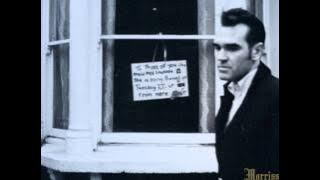 Download lagu Morrissey - We'll Let You Know - Drury Lane Theatre Royal - 26th February 1995