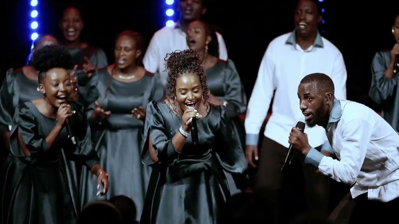 Elayo Choir Indiana   Mimi na wewe Official Video