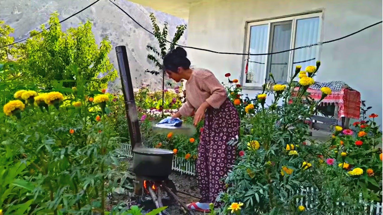 Köy Evimde Aşure Pişirdim ~ Börülce Topladım