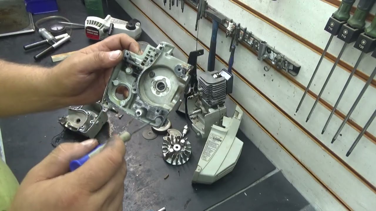 БЕНЗОПИЛА ИЗ 90-х CraftsMan. Оживляю памятный агрегат