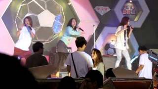 Hotcha - 屈尾十 @ Jul 11,10 -『《頂Cup世界盃嘉年華》現場直播』rehearsal 1