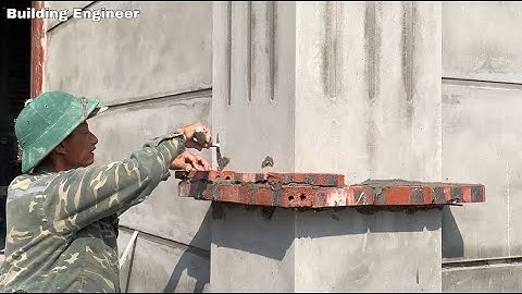 Traditional Craftsmanship Techniques of Finishing Corner Pillar Bases from Bricks and Cement