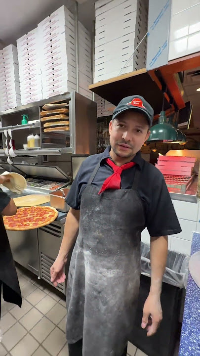 😍 $20 Never Tasted So Good – Mamma Roma Special Pizzas 😍 #pizzalovers #pastatime