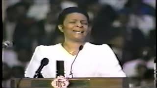 Classic Throwback Video Evangelist Frances Kelley Preaching At The COGIC Holy Convocation 1989!