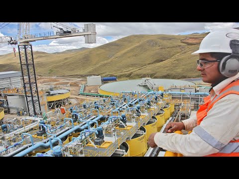 Ministro Alex Contreras: &quot;seguimos siendo competitivos en minería&quot;