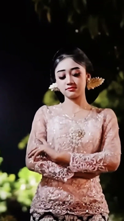 LINTANG KAIRO, SINDEN TERCANTIK
