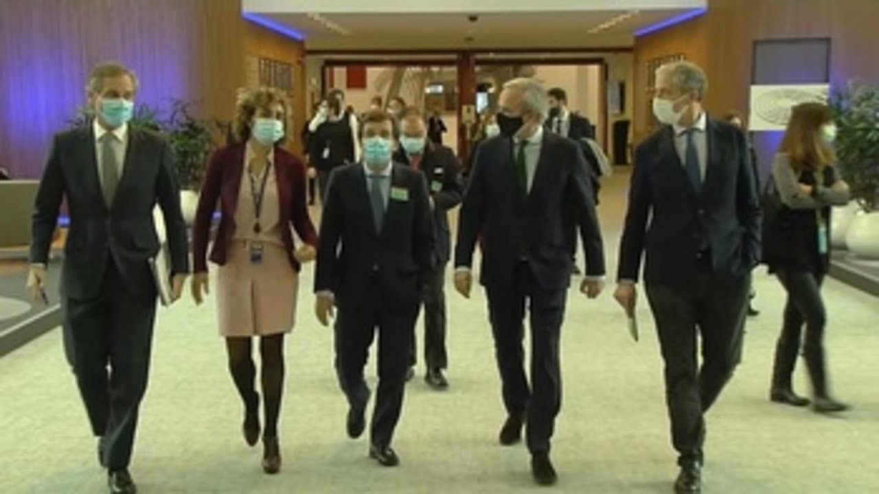 Alcaldes del PP denuncian en Bruselas reparto "arbitrario" de fondos europeos