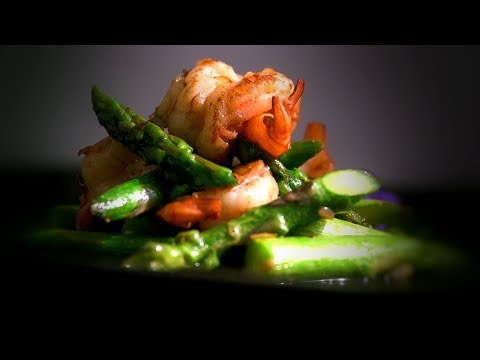 Stir-Fry Asparagus & Prawns (Chinese Style Cooking Recipe)