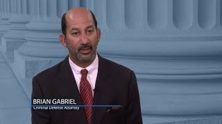 What symptoms and behavior is the officer looking for during the initial ...