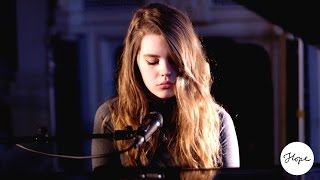 Video thumbnail of "Beautiful Lies - Birdy (cover) by Hope Winter"