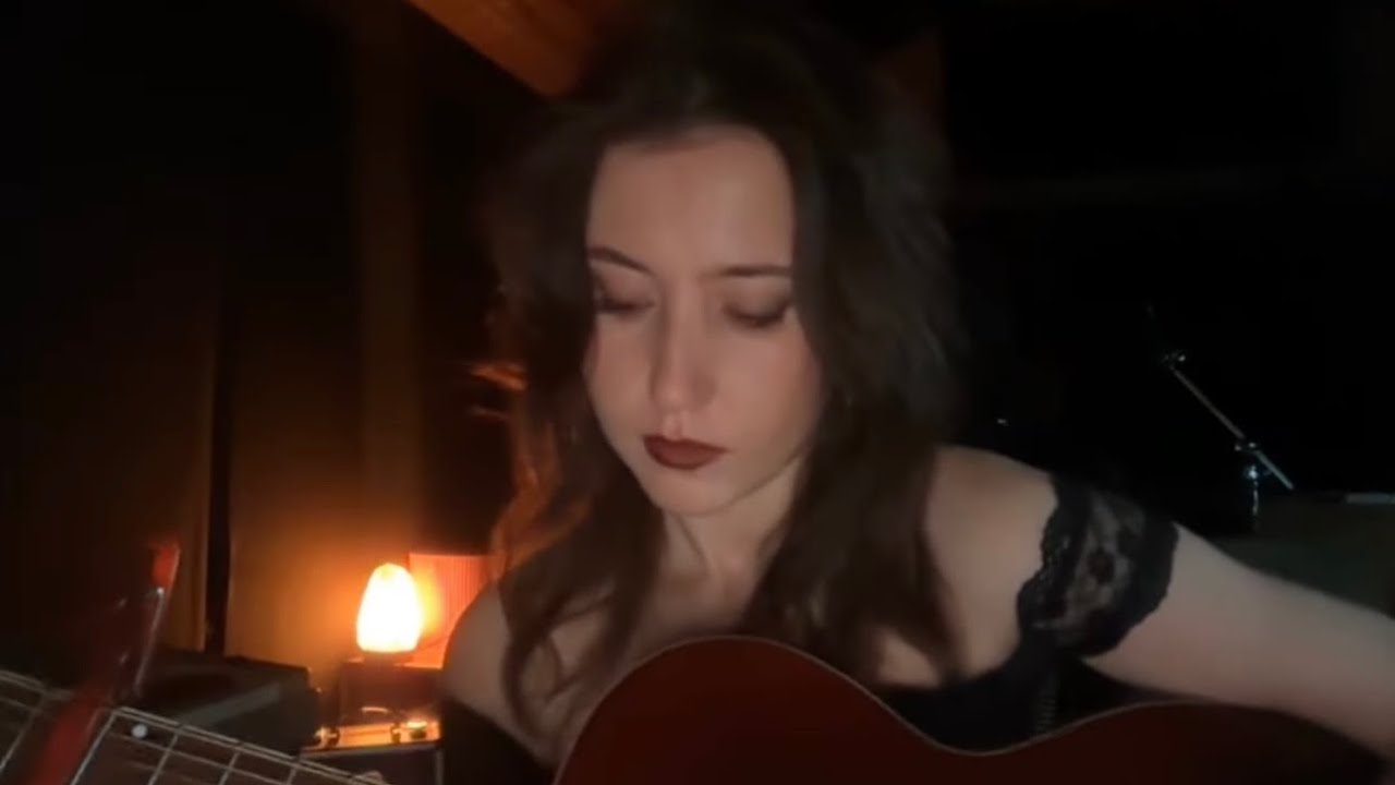 if teenage dirtbag was written from the girl’s perspective 