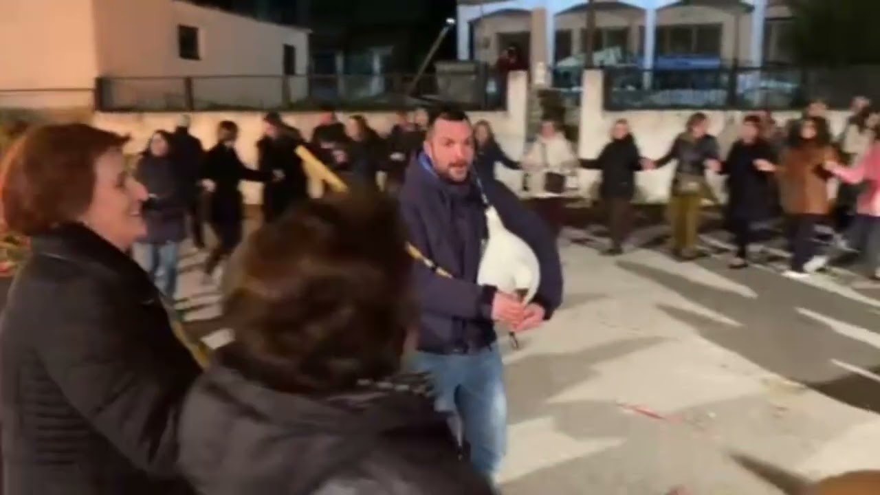 Αναμμα κέδρων στο Δάσκιο