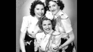 Three Little Sisters - Andrew Sisters chords