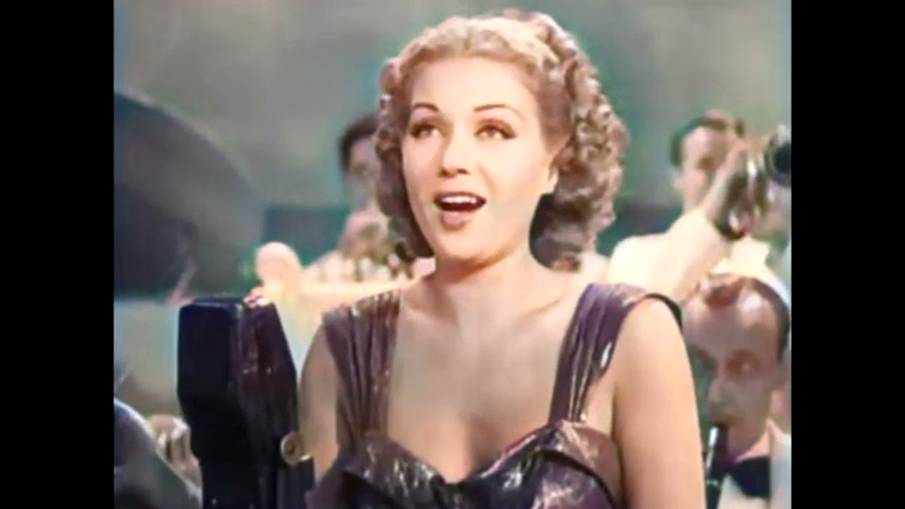 Grace Bradley - Sitting on the Moon (1936)