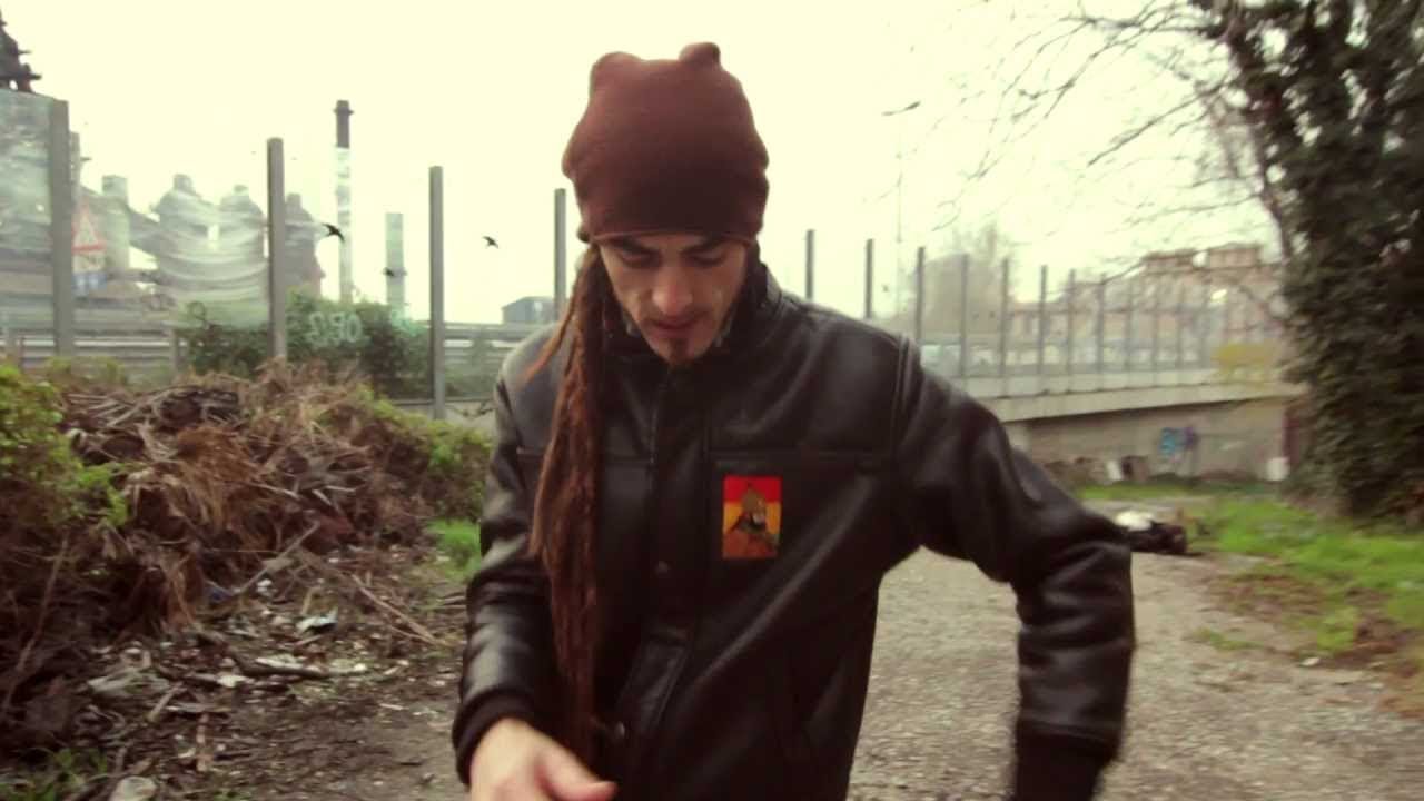 Makako Jump - Come Follow Me (Official Videoclip)