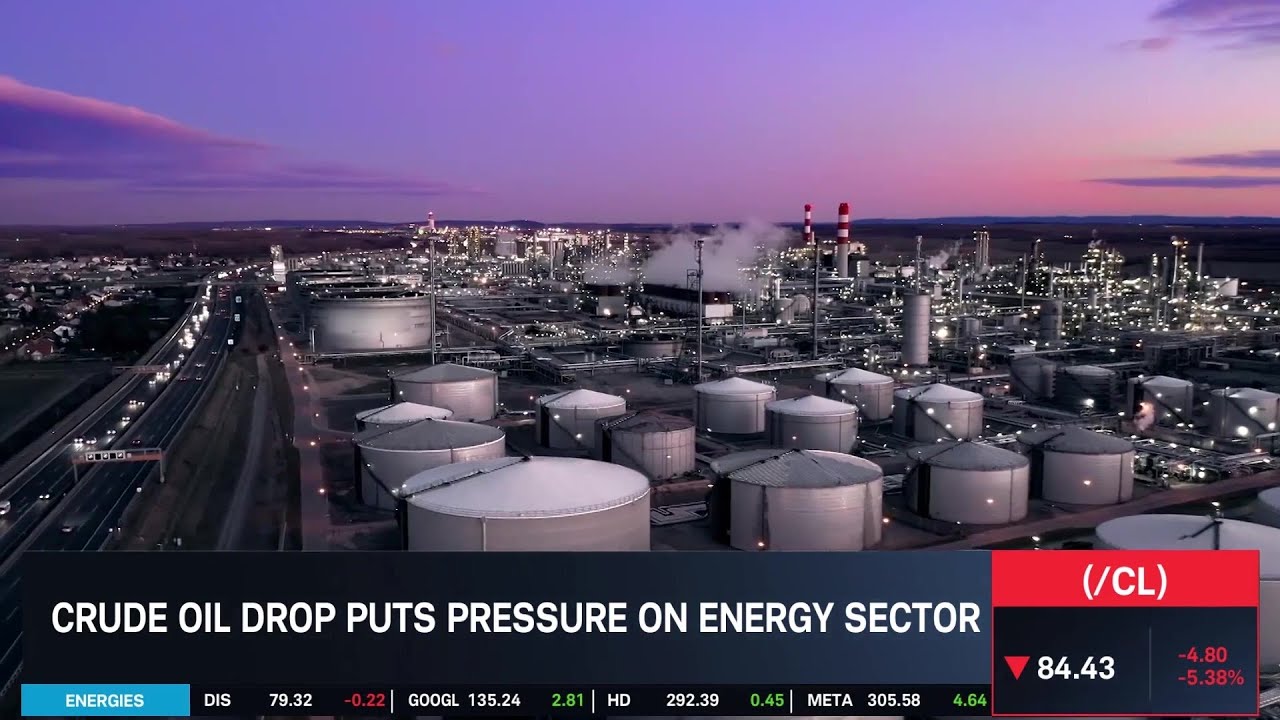 Stock Market Today: Crude Oil Hits Another Low, Airlines Close Higher