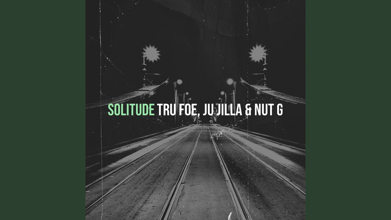 YouTube에서 Solitude 보기 YouTube에서 Solitude 보기