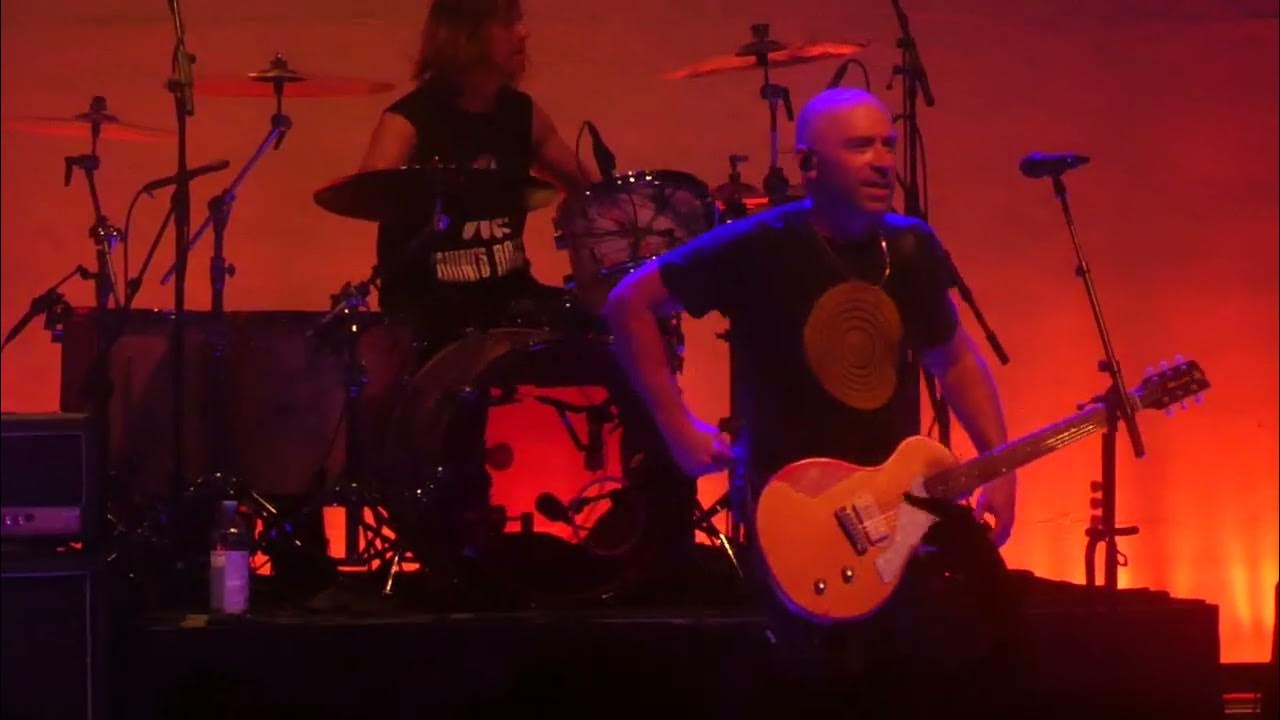 Lakini s Juice I Alone Lightning Crashes Live Levitt Pavilion lakini-s-juice-i-alone-lightning-crashes-live-levitt-pavilion