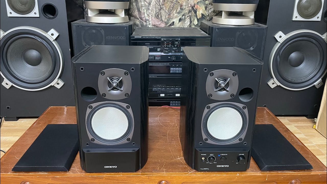 オンキョー　ONKYO GX-500HD Sold) Onkyo GX-500HD monitor speakers, original, in excellent