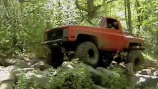 Chevy 4x4 stuck rock crawling extreme winch rescue by BSF RECOVERY TEAM