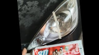 An easy way to make car headlights clear by using toothpaste/ ကားမီးလုံးကြည်အောင်လုပအနည်း