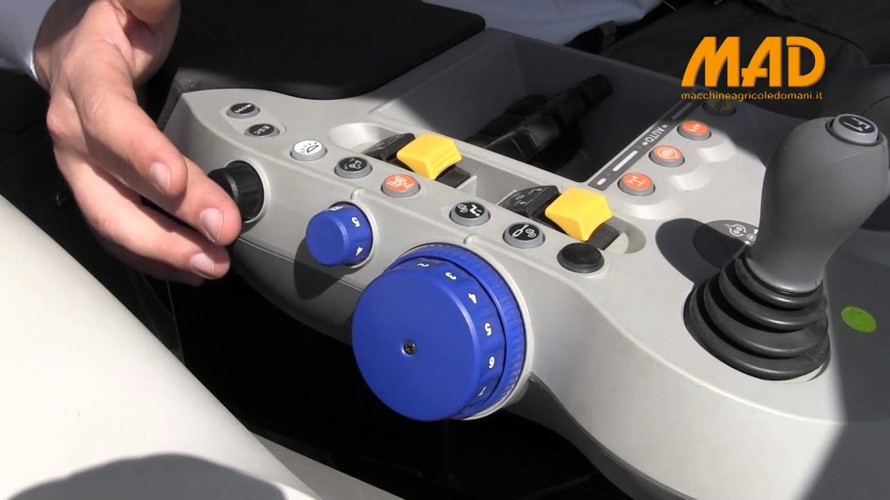 McCormick X7.680: comandi cabina