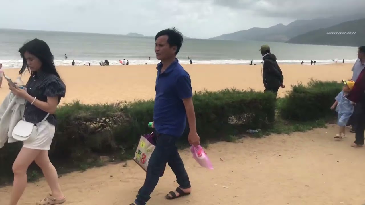 Rewiu biển qui nhơn rất đẹp