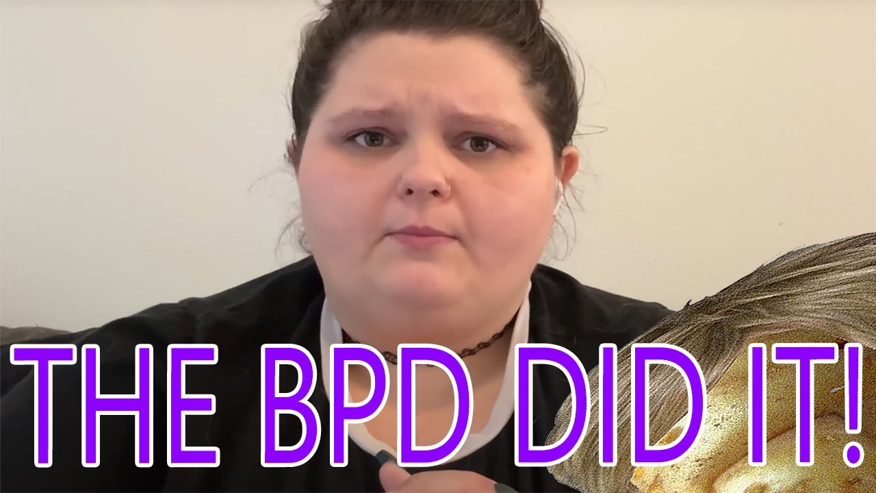 Amberlynn Reid re-runs her Crumbl Cookie drama... again