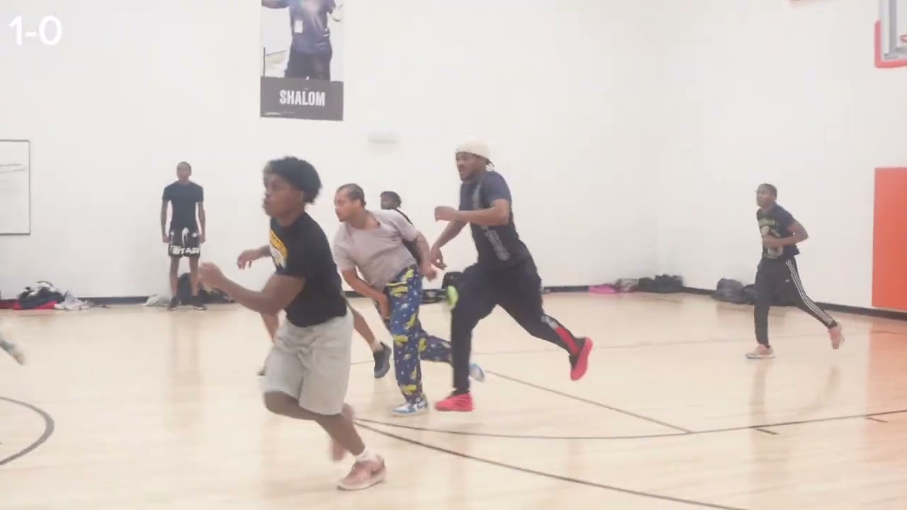 I had a event at the gym and THIS HAPPENED!! HEAD TAP OF THE YEAR SO FAR??? 🔥 🔥 