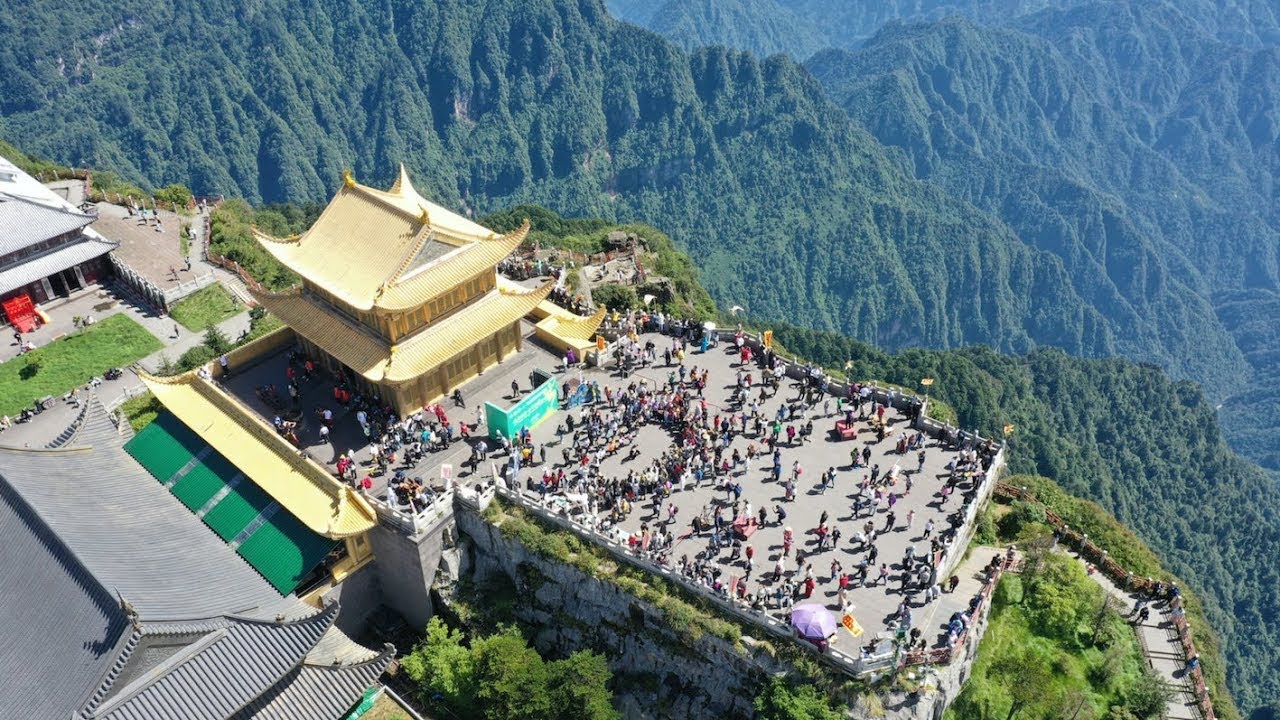 Evento de Kungfu en la cima del Monte Emei