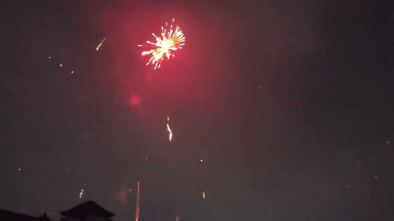 BALIIII...DETIK" PERGANTIAN TAHUN 2025-2026