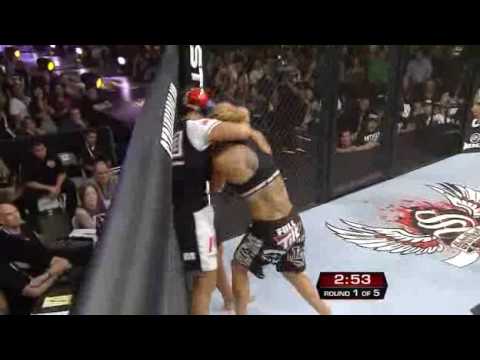 Gina Carano at Strikeforce FULL FIGHT (HQ)