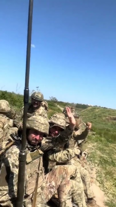 Слава Україні та її воїнам - YouTube