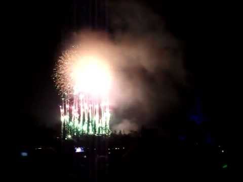 Light Up In The Sky!2012 Tokyo Disney Land Countdown!