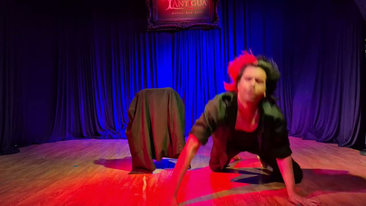 Danza contemporánea / Over - Portishead (ACARPETJ) KRAMPUS VS SANTA FESTIVAL