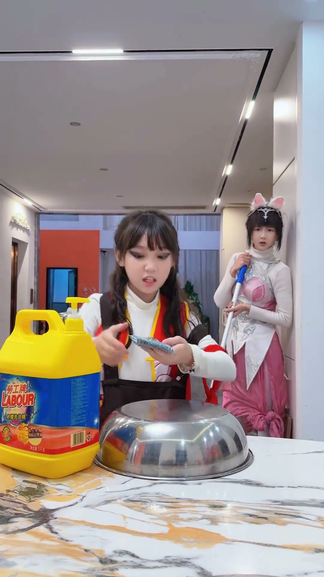 【斗罗大陆】好调皮的小哪吒！ #斗罗大陆 #小舞 #唐舞桐 #哪吒