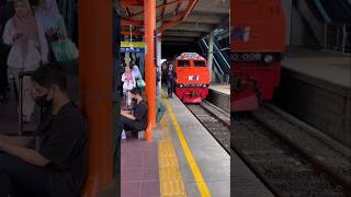 Momentum Sabtu 23 Mei 2026, RNB KA Batavia PLB 7006 sampai di St. Bekasi #railfan #RNB #Batavia