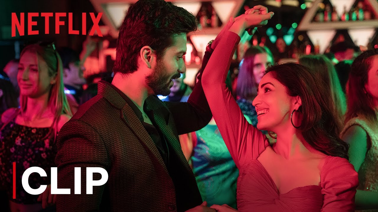 Sunny & Yami Go Dancing | Chor Nikal Ke Bhaga | Netflix India