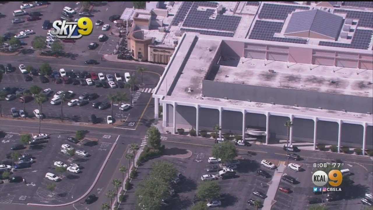 topanga mall shooting