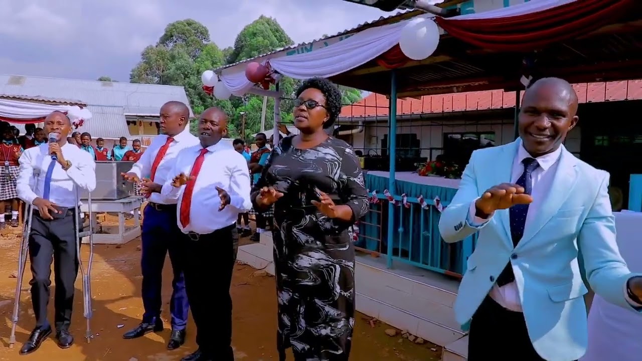 Benard Riziki-Obogima Obwenge (All Is Vanity)Live Performance.