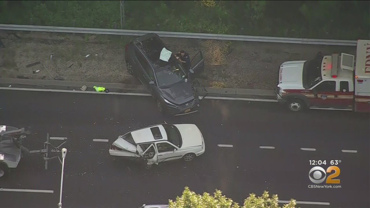 Crash On Bronx River Parkway Leaves 2 Hurt