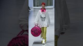 Sweatshirt with a skull design