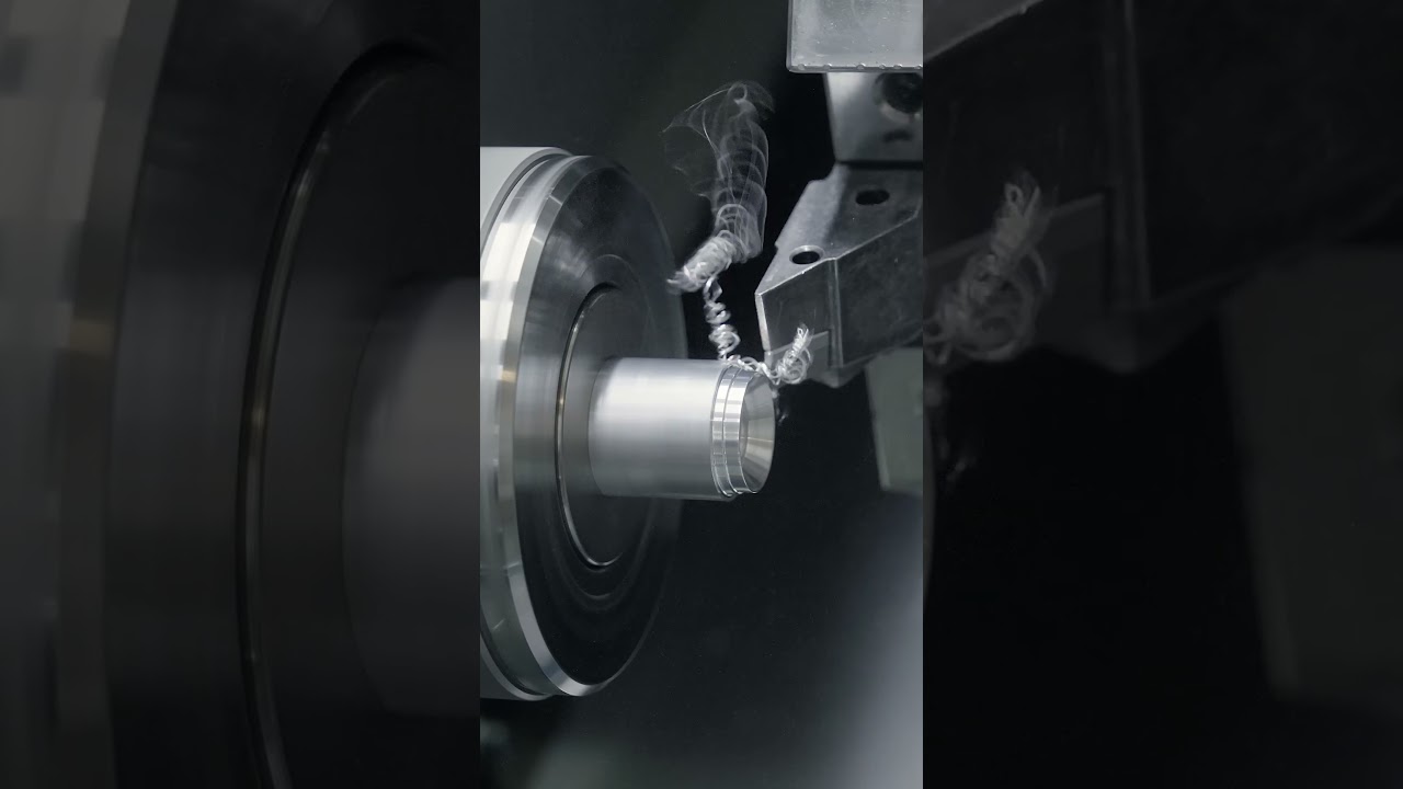 Die Produktion von Designlampen bei Baltensweiler 