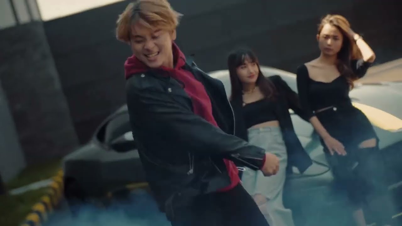 Video Iklan Dance @jeremyjamie22 by: Cozipods