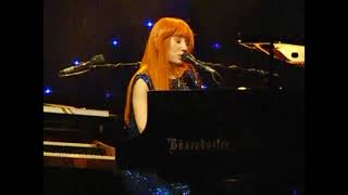 Watch Tori Amos Frog On My Toe video