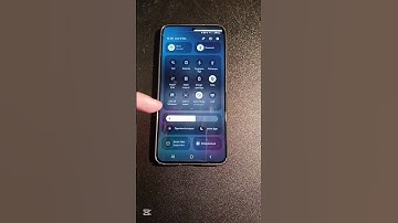 How to easily access the quick settings panel #samsung #tipsandtricks